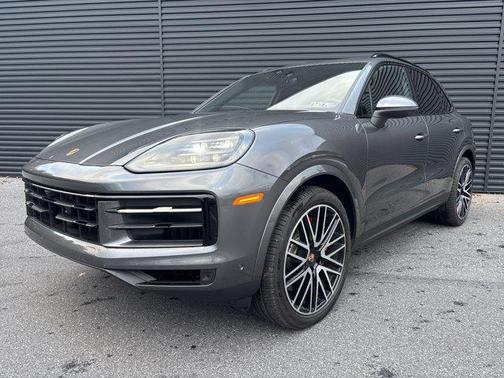 2025 Porsche Cayenne S