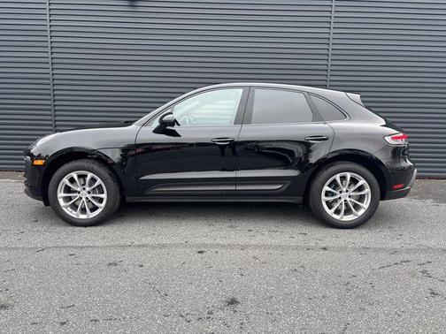 2024 Porsche Macan AWD