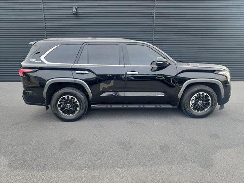 2023 Toyota Sequoia Limited