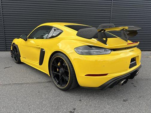 2023 Porsche 718 Cayman GT4 RS