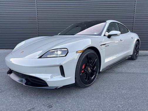 2026 Porsche Taycan GTS