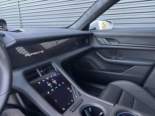 2026 Porsche Taycan GTS