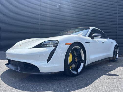 2020 Porsche Taycan Turbo S