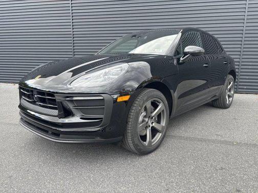 2026 Porsche Macan Macan