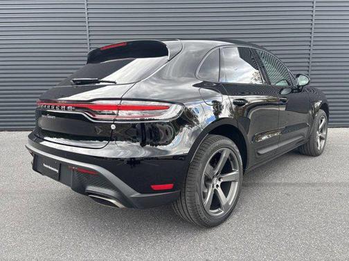 2026 Porsche Macan Macan