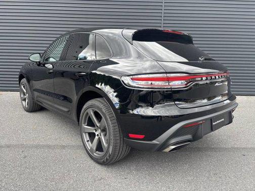 2026 Porsche Macan Macan