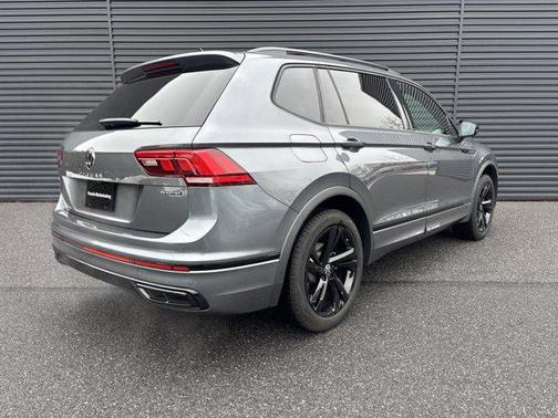 2024 Volkswagen Tiguan 2.0T SE R-Line Black 4MOTION