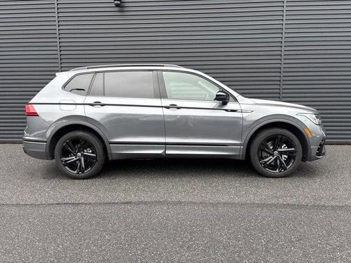 2024 Volkswagen Tiguan 2.0T SE R-Line Black 4MOTION