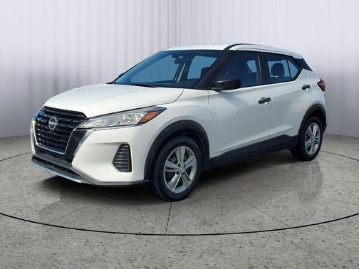 2022 Nissan Kicks S