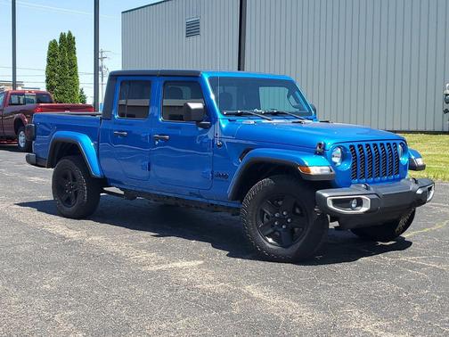 Hydro Blue Pearlcoat 2021 Jeep Gladiator Sport