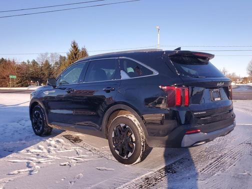 2024 Kia Sorento S