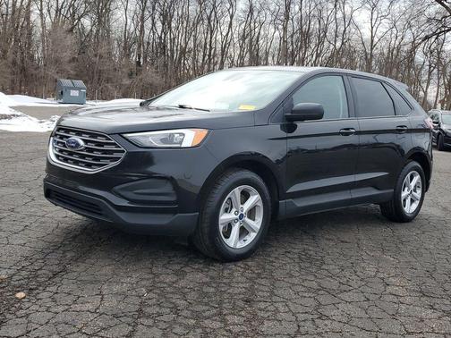 2021 Ford Edge SE