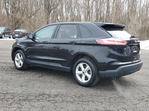 2021 Ford Edge SE