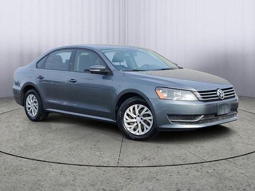 2014 Volkswagen Passat 2.5L S