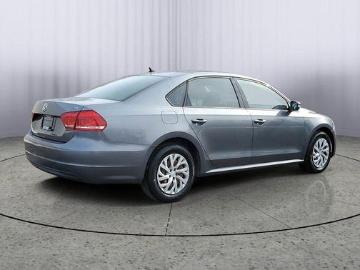 2014 Volkswagen Passat 2.5L S