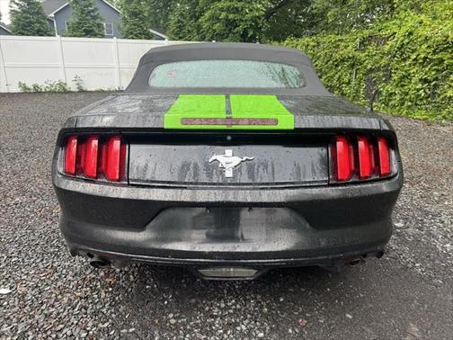 2016 Ford Mustang V6