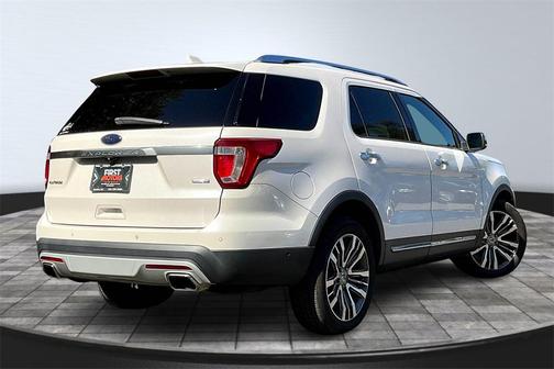 2017 Ford Explorer Platinum