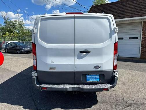 2015 Ford Transit-150 Base