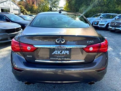 2014 INFINITI Q50 Premium