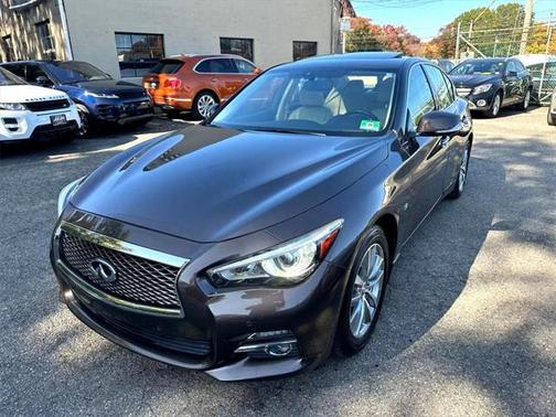 2014 INFINITI Q50 Premium