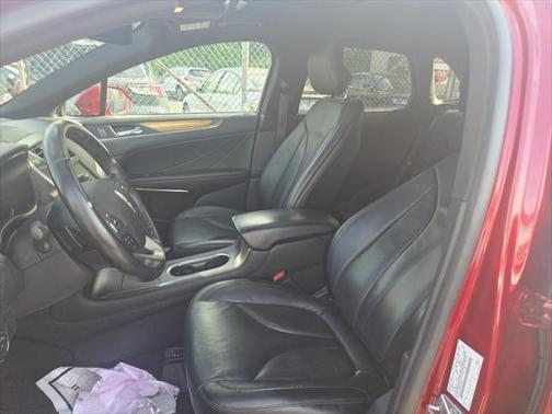 2015 Lincoln MKC Base