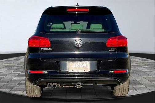 2016 Volkswagen Tiguan R-Line