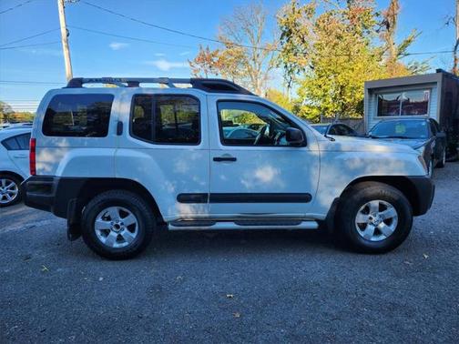 2011 Nissan Xterra S