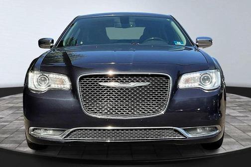 2018 Chrysler 300 Limited