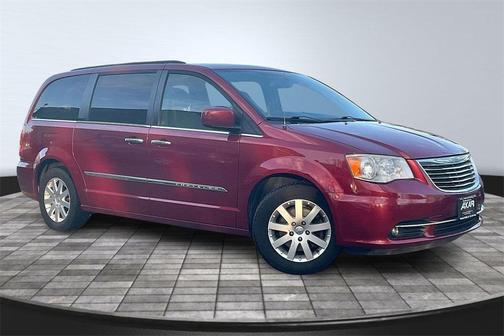 2015 Chrysler Town & Country Touring