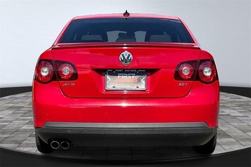 2010 Volkswagen Jetta Wolfsburg Edition