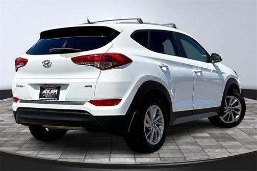 2017 Hyundai TUCSON SE