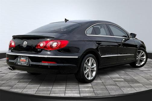 2010 Volkswagen CC Luxury