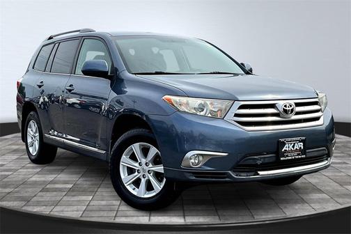 2012 Toyota Highlander SE