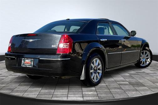 2010 Chrysler 300 Touring/Signature/Executive Series
