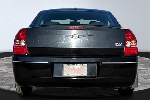 2010 Chrysler 300 Touring/Signature/Executive Series