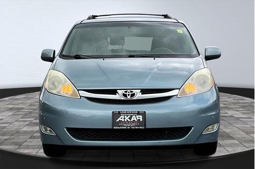 2008 Toyota Sienna XLE