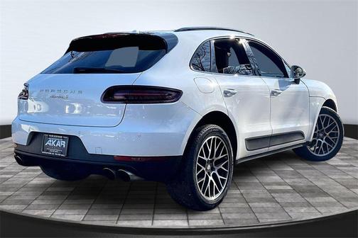 2018 Porsche Macan S