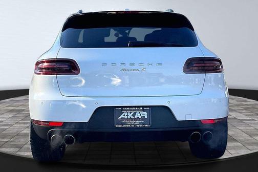2018 Porsche Macan S