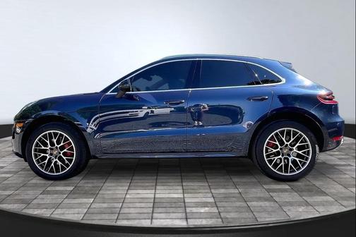 Dark Blue Metallic 2015 Porsche Macan Macan Turbo