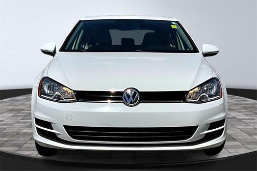 2016 Volkswagen Golf TSI S 4-Door