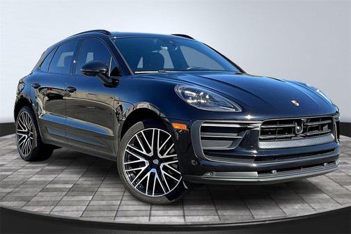 2022 Porsche Macan Base
