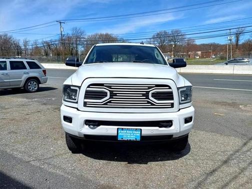 2017 RAM 3500 Big Horn Crew Cab 4x4 6'4' Box
