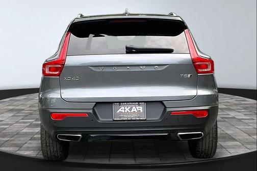 Osmium Grey Metallic 2019 Volvo XC40 T5 R-Design