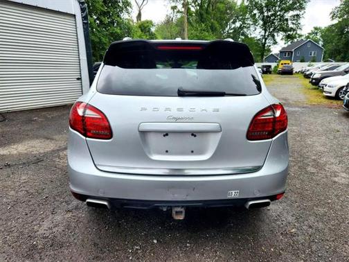 2012 Porsche Cayenne Base