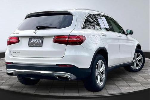 White 2018 Mercedes-Benz GLC 300 Base