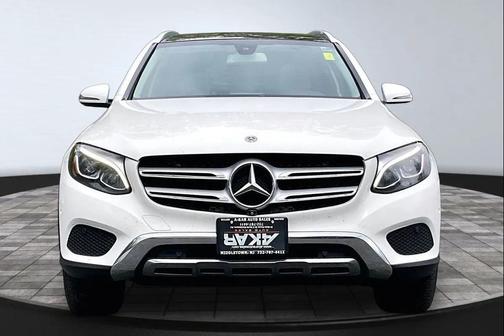 White 2018 Mercedes-Benz GLC 300 Base