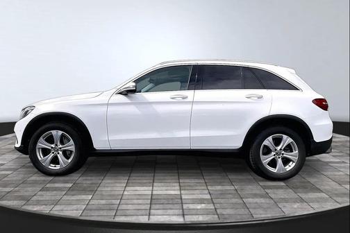 White 2018 Mercedes-Benz GLC 300 Base
