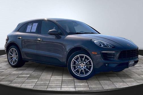 2016 Porsche Macan S