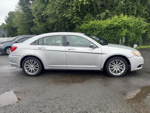 2011 Chrysler 200 Limited