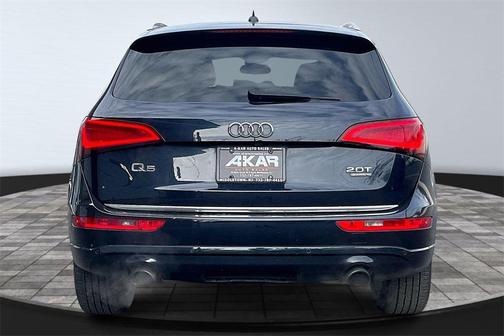 2017 Audi Q5 2.0T Premium Plus